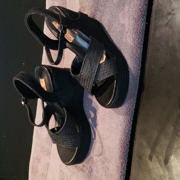 Black wedges - Picture 2 of 7